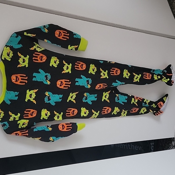 Colorful Monster and Truck Print Kids Footies - Picture 6 of 7